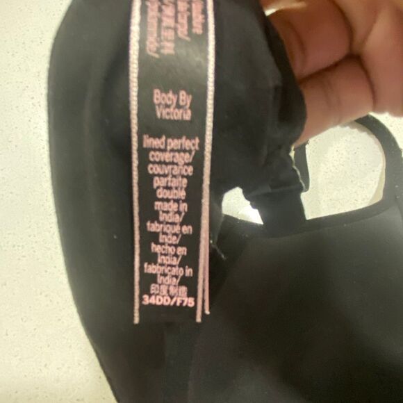 Victoria’s Secret bra lined perfect coverage bra size 34DD - Picture 5 of 6